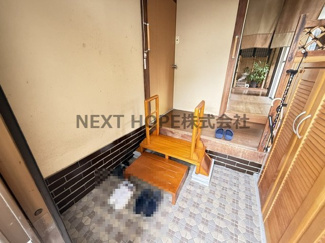 【玄関】 | 洲本市納中古平屋戸建　 | 玄関です♪※居住中の為、事前にご連絡いただければご案内がスムーズです。