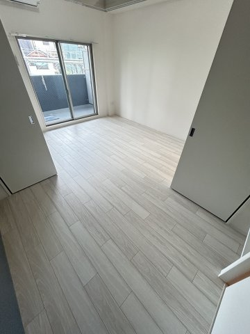 セレニテ西元町アリエの寝室
