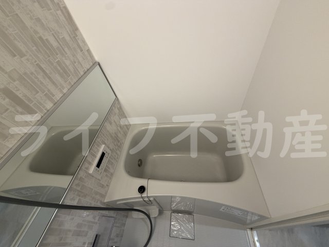 グラシアスコート荒本の浴室