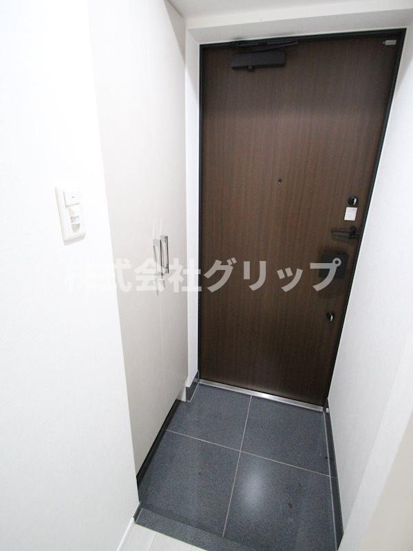メインステージ東神奈川の玄関