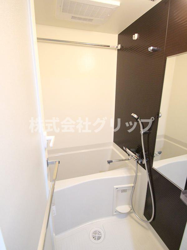 メインステージ東神奈川の浴室