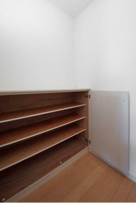 【設備】 | RESIDENCE　SATSUMA | シューズボックス。