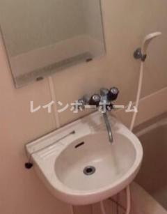 パンシオンみずほ台C棟の洗面所