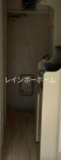 パンシオンみずほ台C棟の玄関