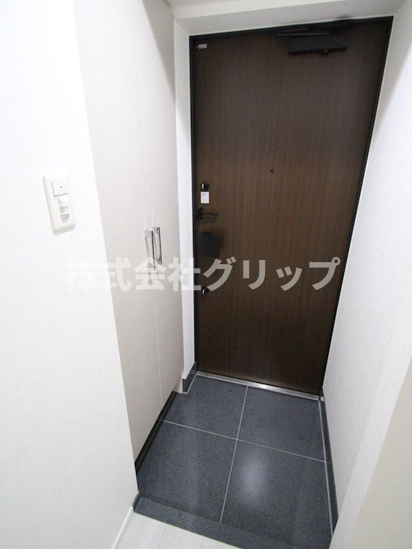 メインステージ東神奈川の玄関