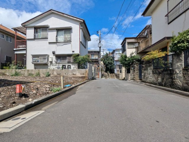 板橋区西台2丁目 限定1区画の前面道路含む現地写真|西台2丁目の落ち着いた住宅地です
建築条件ございません
お好きなハウスメーカーにて建築できます