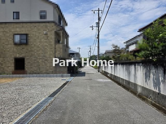高知市瀬戸東町1丁目-7期1棟- 新築戸建ての前面道路含む現地写真
