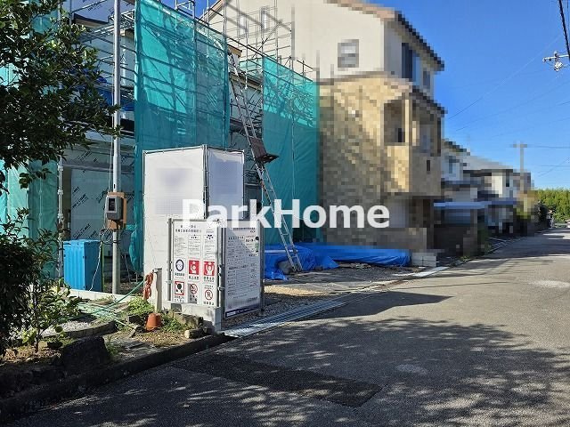 高知市瀬戸東町1丁目-7期1棟- 新築戸建ての前面道路含む現地写真