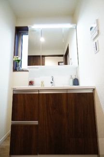 【その他】 | 板橋区大谷口北町　新築戸建　6280万円 | 施工主施工例：洗面化粧台