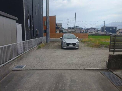【外観】 | 富士市森島 16期 新築建売 1号棟 | 現在建築中の外観画像です。ご内覧は同じメーカーの完成物件へご案内いたしますので、いつでもご相談ください！