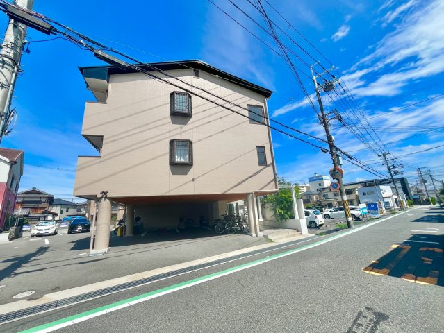 シャンソニエパレスの外観