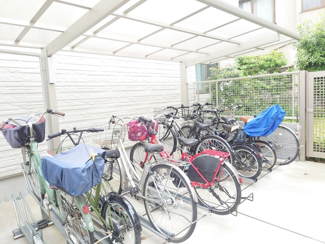 アルフラットのその他共用部分|自転車置き場です☆