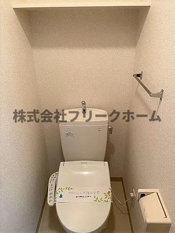 小金井市本町３丁目の賃貸マンションのトイレ