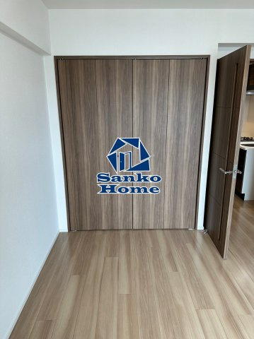 レオーネ南千住の洋室