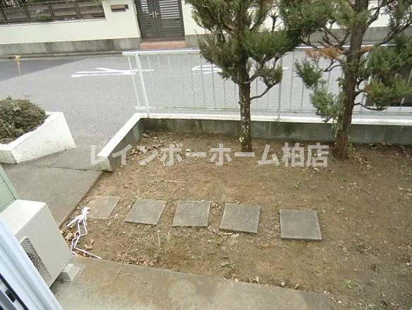 特典：仲介手数料が50％OFFです‼の庭|専用庭です
