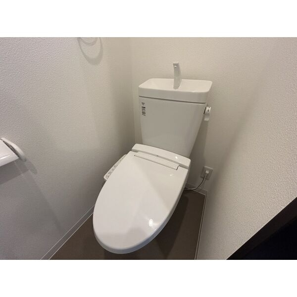 ジーメゾン石津町東　アビテのトイレ