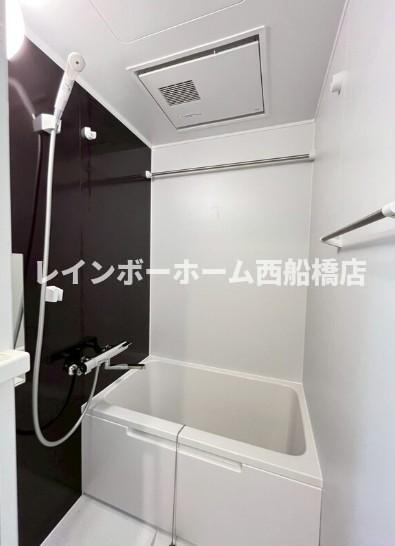メゾントールモンド八千代中央の浴室