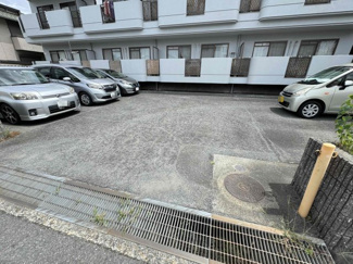 【駐車場】 | 弘恵マンション