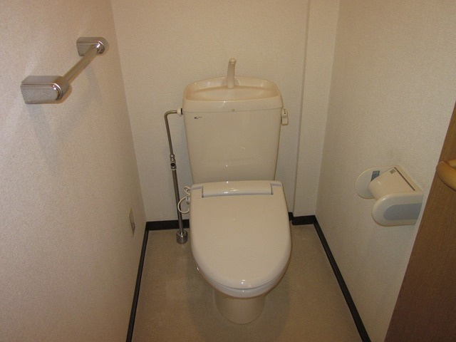 サンライズ・マンションのトイレ