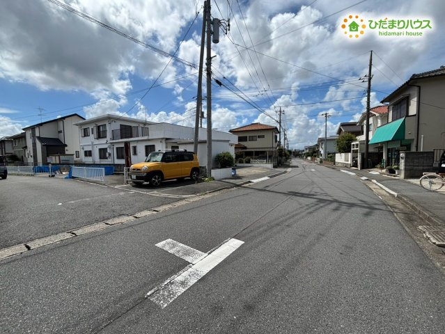 熊谷市上之　オーナーチェンジ物件の前面道路含む現地写真