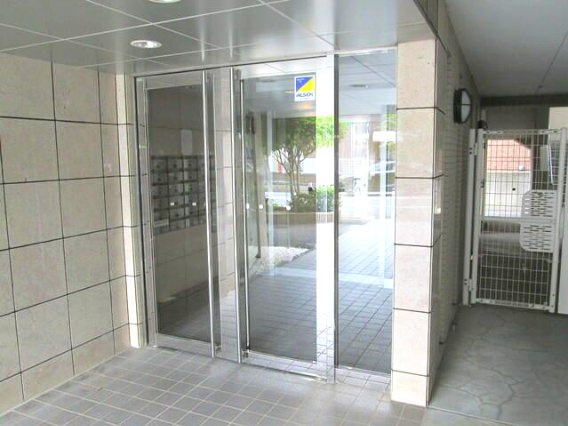 ヴェリーニ東松戸のエントランス