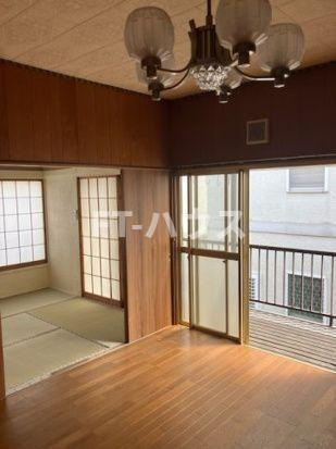 船橋市三山4丁目戸建の居間・リビング