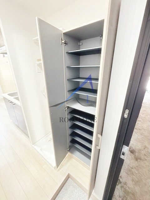 ラフィーネ三ツ沢南町