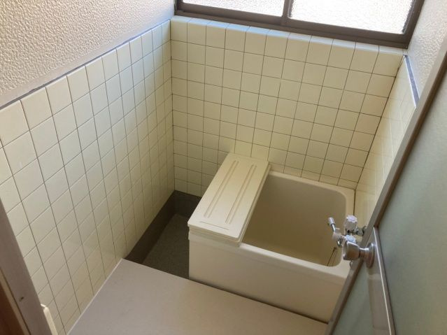 大柳借家の浴室