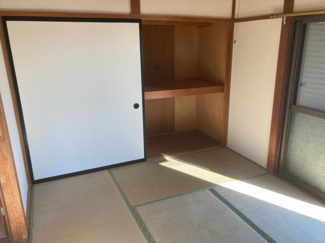 大柳借家の収納