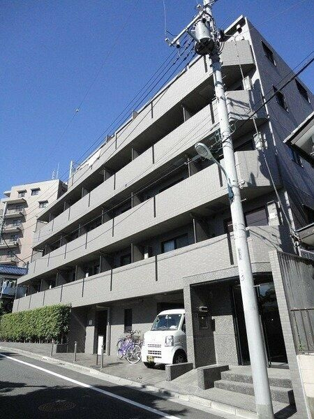 ルーブル小竹向原弐番館の外観