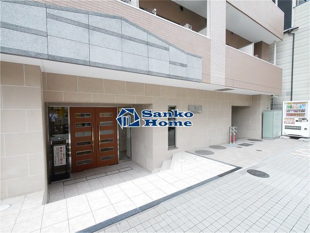 アフェクシオン日本橋人形町のエントランス