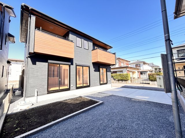 【ブルーミングガーデン】壬生町幸町3丁目 全2邸の外観|〇2号棟〇
駐車スペースもしっかり確保、 車3台駐車可能です♪ セカンドカーや来客時、将来のお子様の車も困らない、ニーズに合わせたゆとりある敷地計画です。
※2026年10月撮影