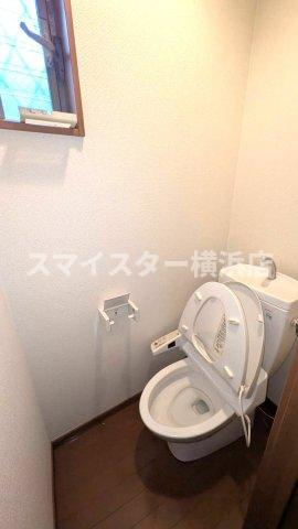 横浜市神奈川区斎藤分町のアパートのトイレ