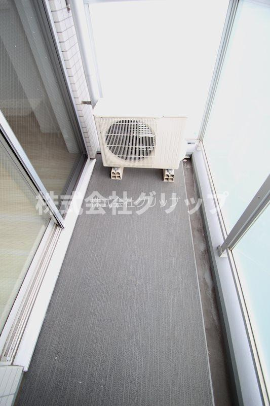 リヴシティ横濱七島町のバルコニー
