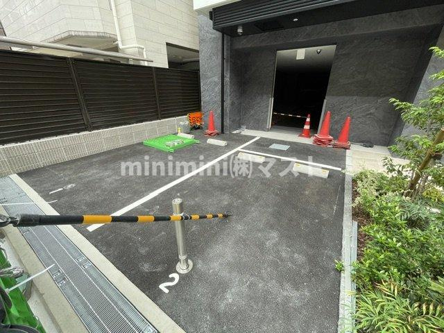 ルフォンプログレ天満橋マークスの駐車場