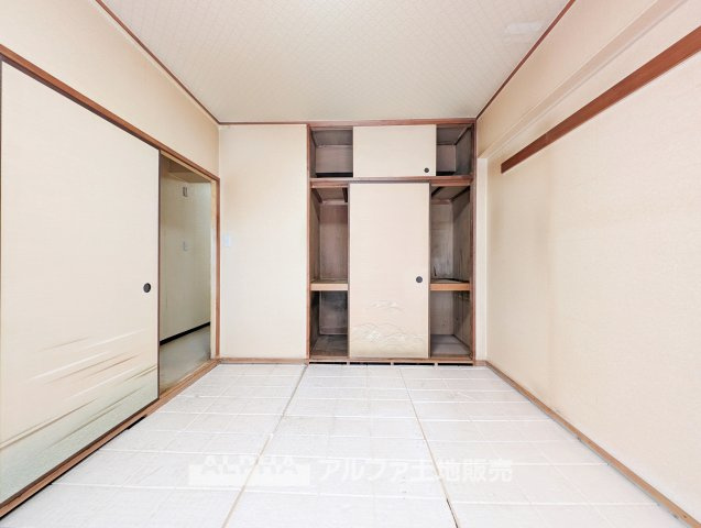 西武拝島ハイツ4号棟の和室|リフォーム中です