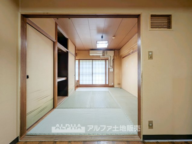 西武拝島ハイツ4号棟の和室|きれいな和室です