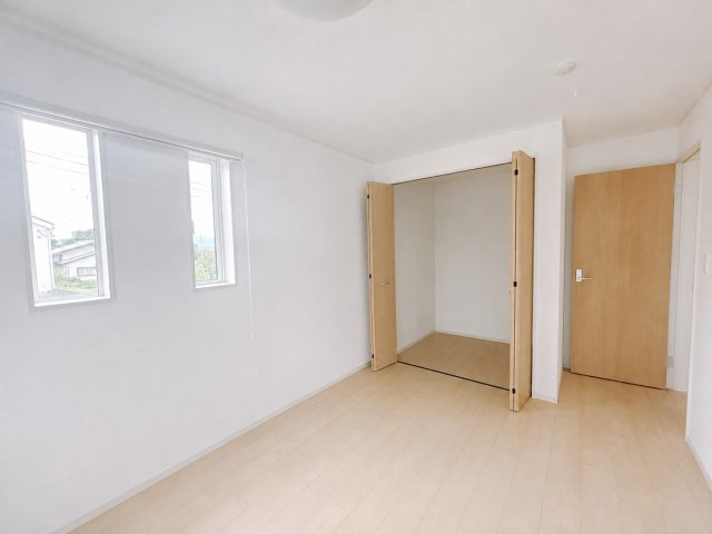 【中古戸建】甘楽郡甘楽町大字白倉の洋室|■2階洋室｜子供部屋のメリットは「自立心を養うことができる」「自分で整理整頓できるようになる」そして、お子様が成長した際には「プライバシーを確保できる」といい事だらけ♪