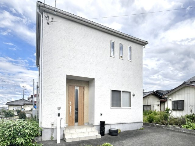 【中古戸建】甘楽郡甘楽町大字白倉の間取り|■外観｜永く住むほどに愛着を深める、味わい豊かなデザインのオウチです♪まずはご見学ください♪