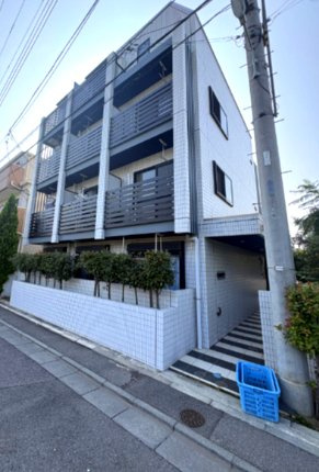 エミール新浦安のエントランス