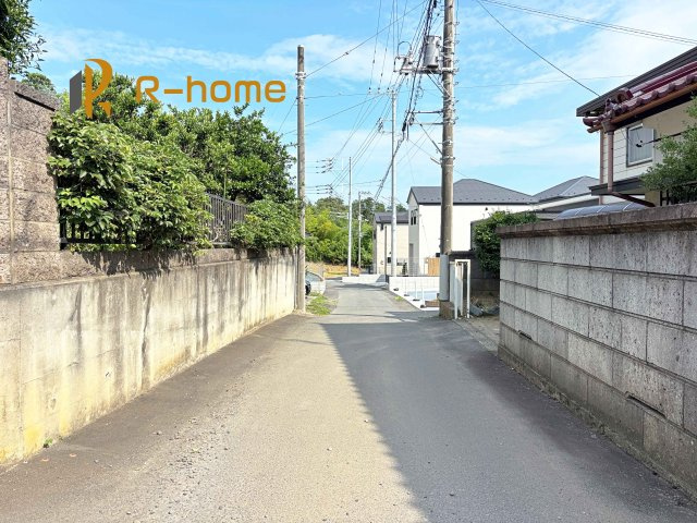 水戸市見川3丁目　新築戸建て　A号棟の前面道路含む現地写真|堂々！建物完成♪実際のお部屋をご見学可能です♪
ご見学が一番の資料！お気軽にお問い合わせ下さい♪