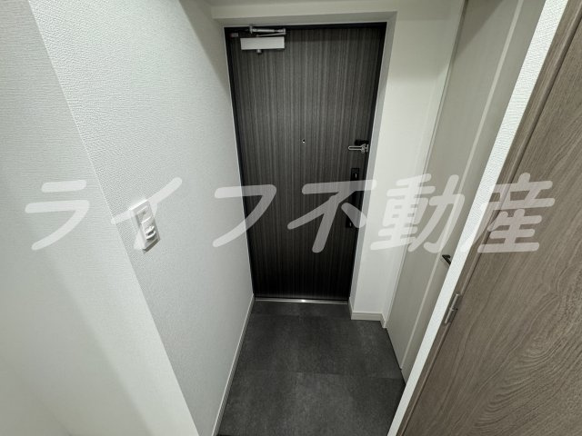 アドバンス大阪メルディアの玄関|シンプルで使いやすい玄関です