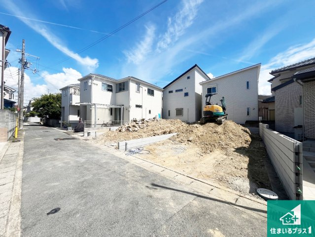 明石市野々上　第2期　新築一戸建ての前面道路含む現地写真|周辺は落ち着いた街並みの住宅地！子育てがしやすい住環境です！まだ未完成ですが、現地でしかわからない事もございます。是非一度ご覧ください。