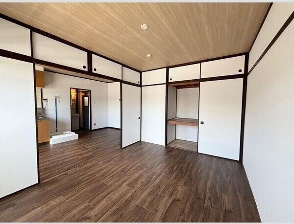 鶴城コーポ　　　刈谷市近郊の賃貸はクラスホーム刈谷店の居間・リビング