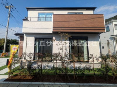 【外観】 | 沼津市下香貫清水 新築建売 | 現在建築中の外観画像です。ご内覧は同じメーカーの完成物件へご案内いたしますので、いつでもご相談ください！