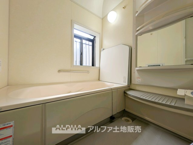武蔵村山市神明二丁目　リフォーム中古一戸建ての浴室|ゆったり過ごせるお風呂です