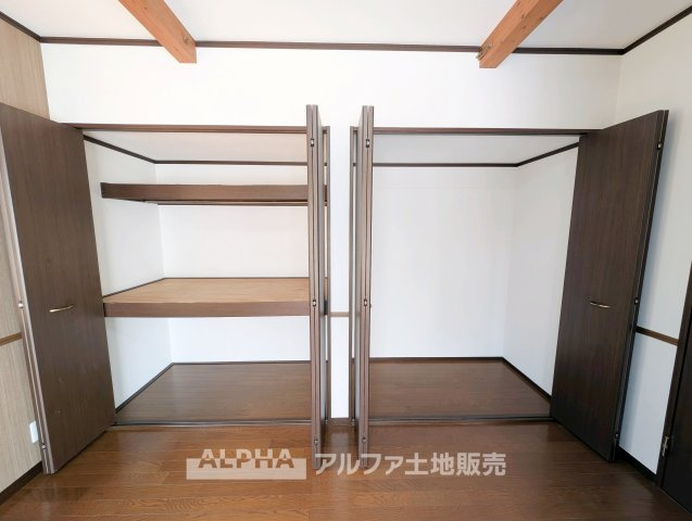 武蔵村山市神明二丁目　リフォーム中古一戸建ての収納|大きなスペースがあり、収納には困りません