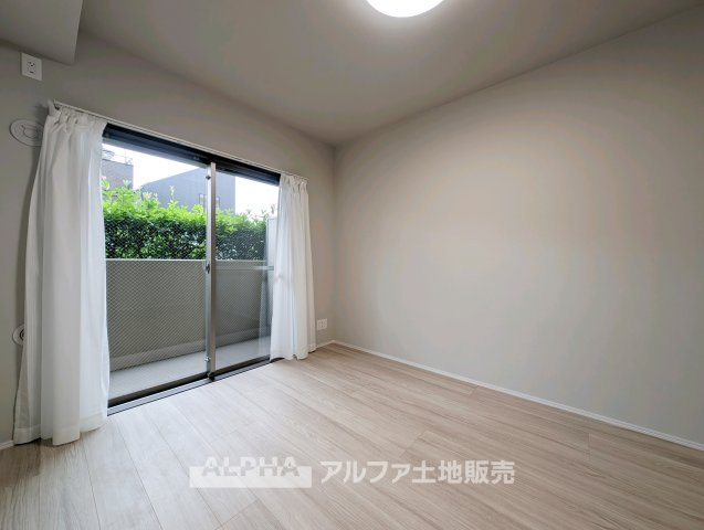 ネクステージ小平の洋室|使い勝手のいい洋室です