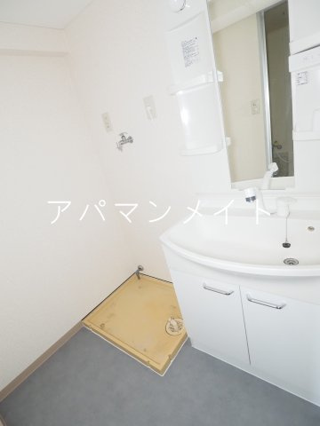 【設備】 | ヒルズ小山台Ⅲ | 室内洗濯機置場です