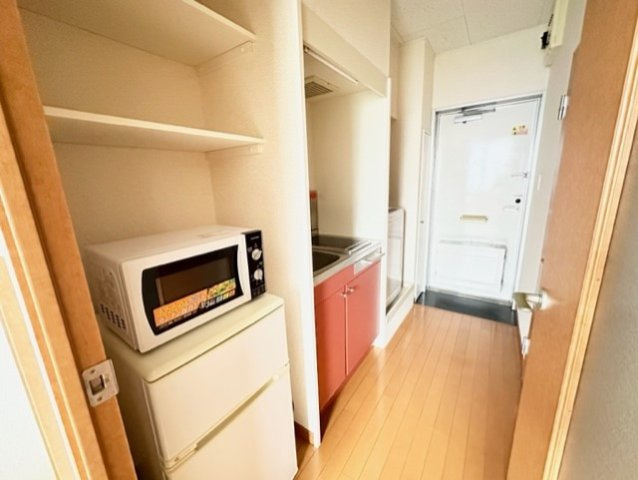 レオパレスボンジュールの玄関